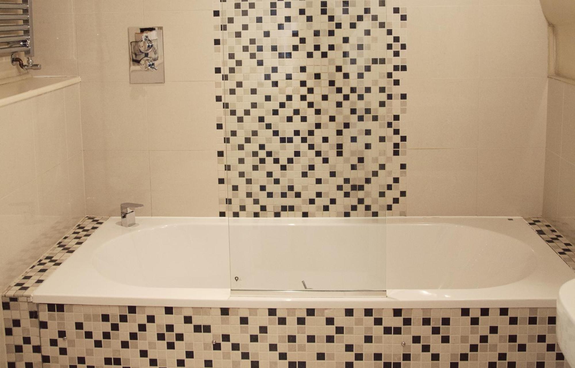 The White Hart Hotel Somerton  Buitenkant foto