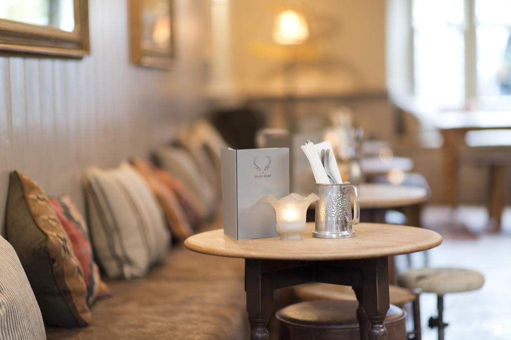 The White Hart Hotel Somerton  Buitenkant foto