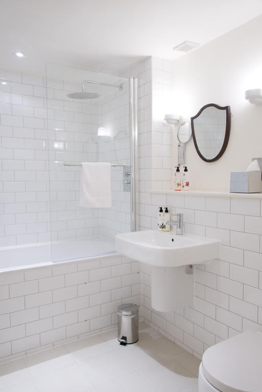 The White Hart Hotel Somerton  Kamer foto
