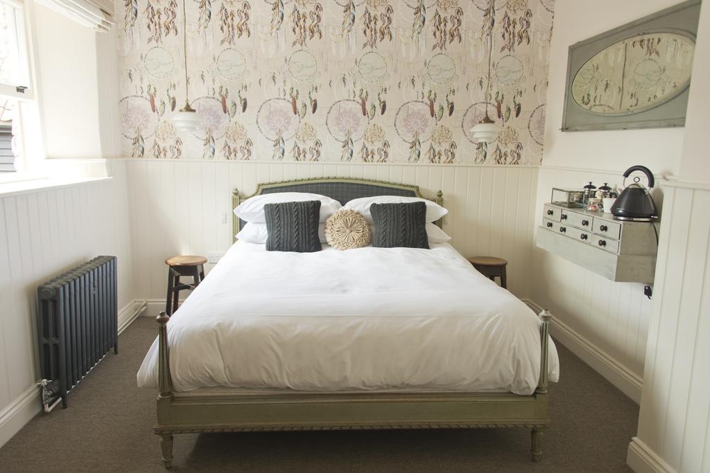 The White Hart Hotel Somerton  Kamer foto