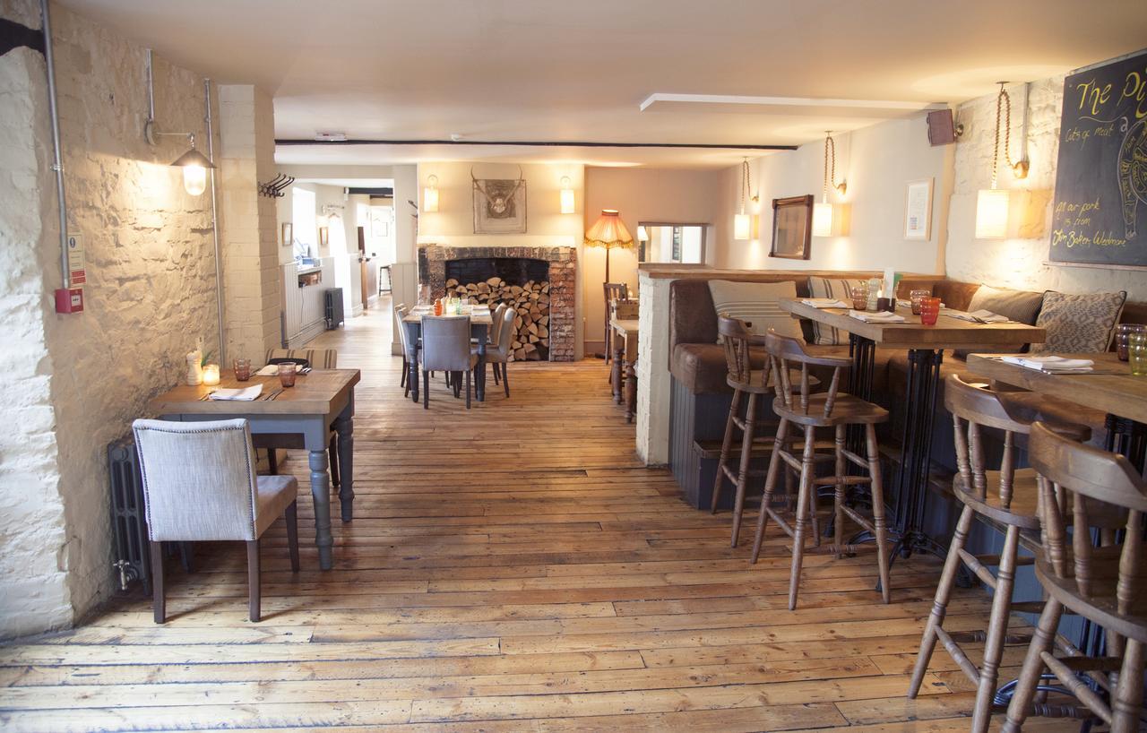 The White Hart Hotel Somerton  Buitenkant foto
