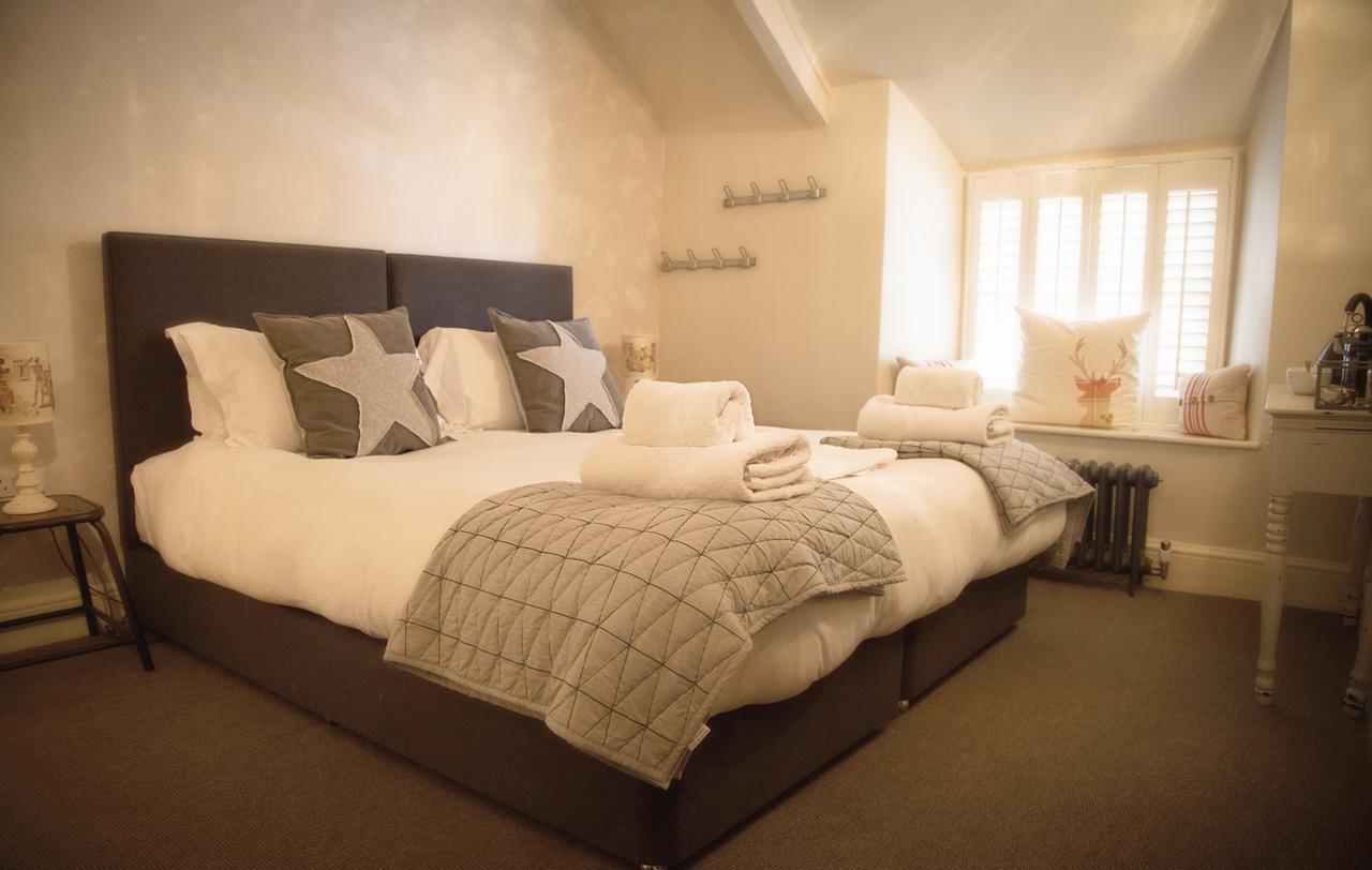 The White Hart Hotel Somerton  Buitenkant foto
