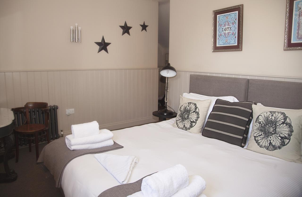 The White Hart Hotel Somerton  Buitenkant foto