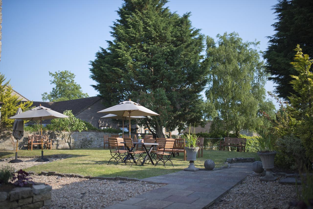 The White Hart Hotel Somerton  Buitenkant foto